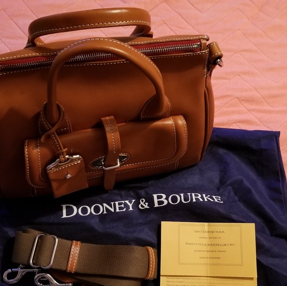 *SOLD* Dooney & Bourke Toscana Satchel - Picture 1 of 6